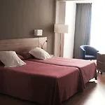 Hotel Port Eugeni 4*