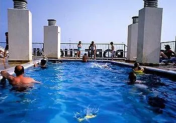 Hotell Port Eugeni 4*