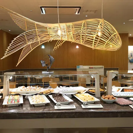 欧亨尼奥港酒店 酒店 4*
