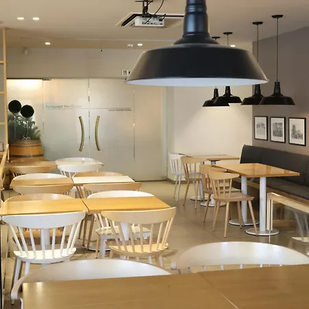 酒店 欧亨尼奥港酒店 坎布里尔斯