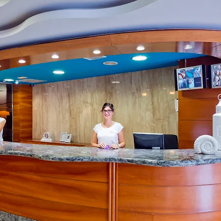 Hotel Port Eugeni 4*