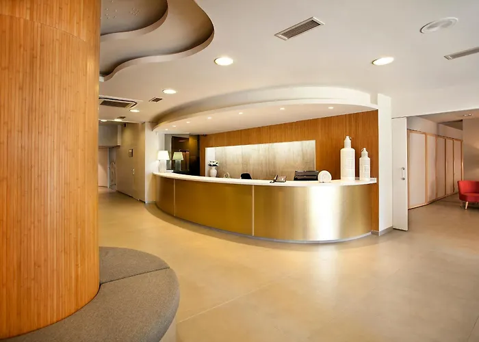 Port Eugeni Hotell 4*